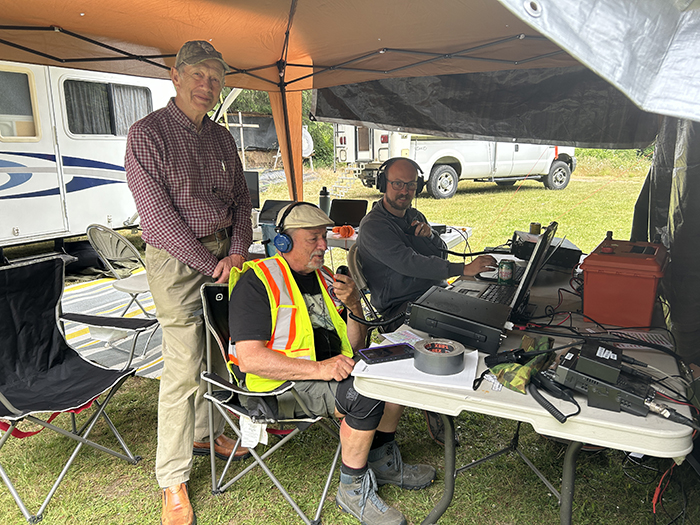 Amateur radio society hosts open house